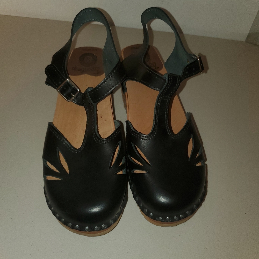 Sz 7 (38) Troentorp Nelly wood leather clogs navy.